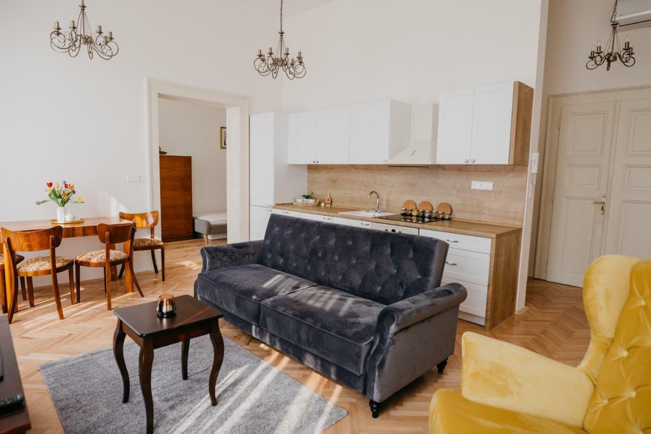 Cassovia Accommodation コシツェ エクステリア 写真